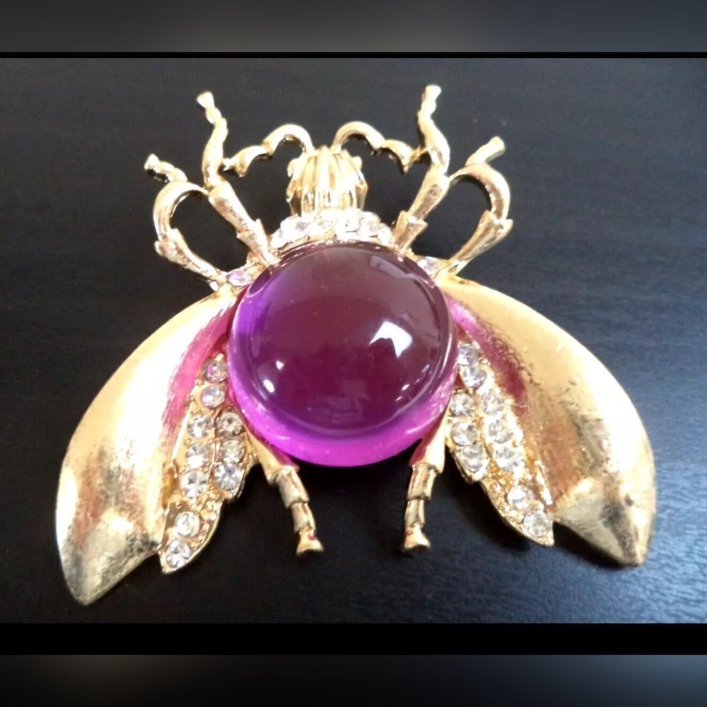 VINTAGE RHINESTONE JELLY BELLY WINGED INSECT 3 3/8" BROOCH